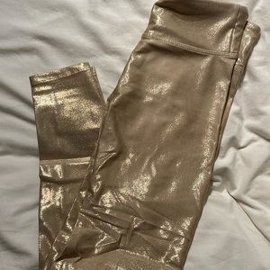 Heroine Sport Gold Marvel Leggings
